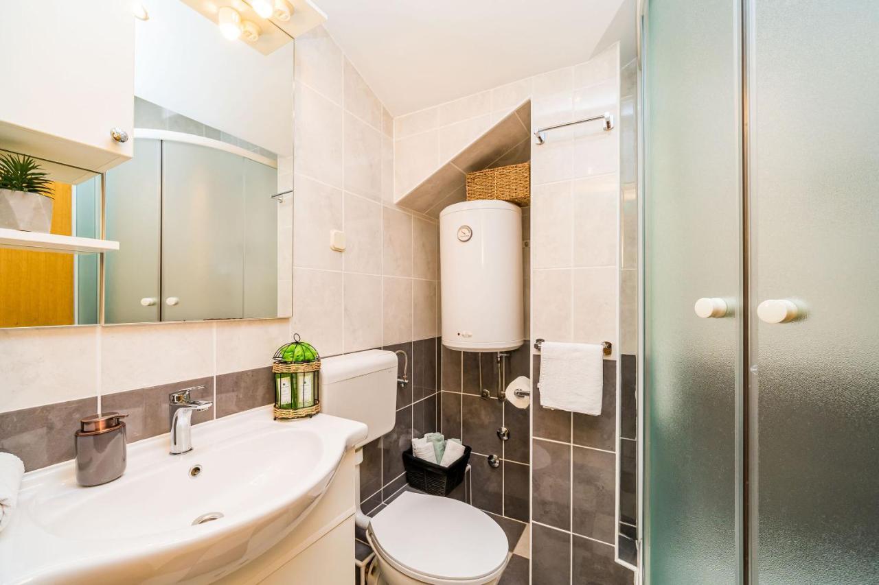 Apartments Kruno 자톤 외부 사진