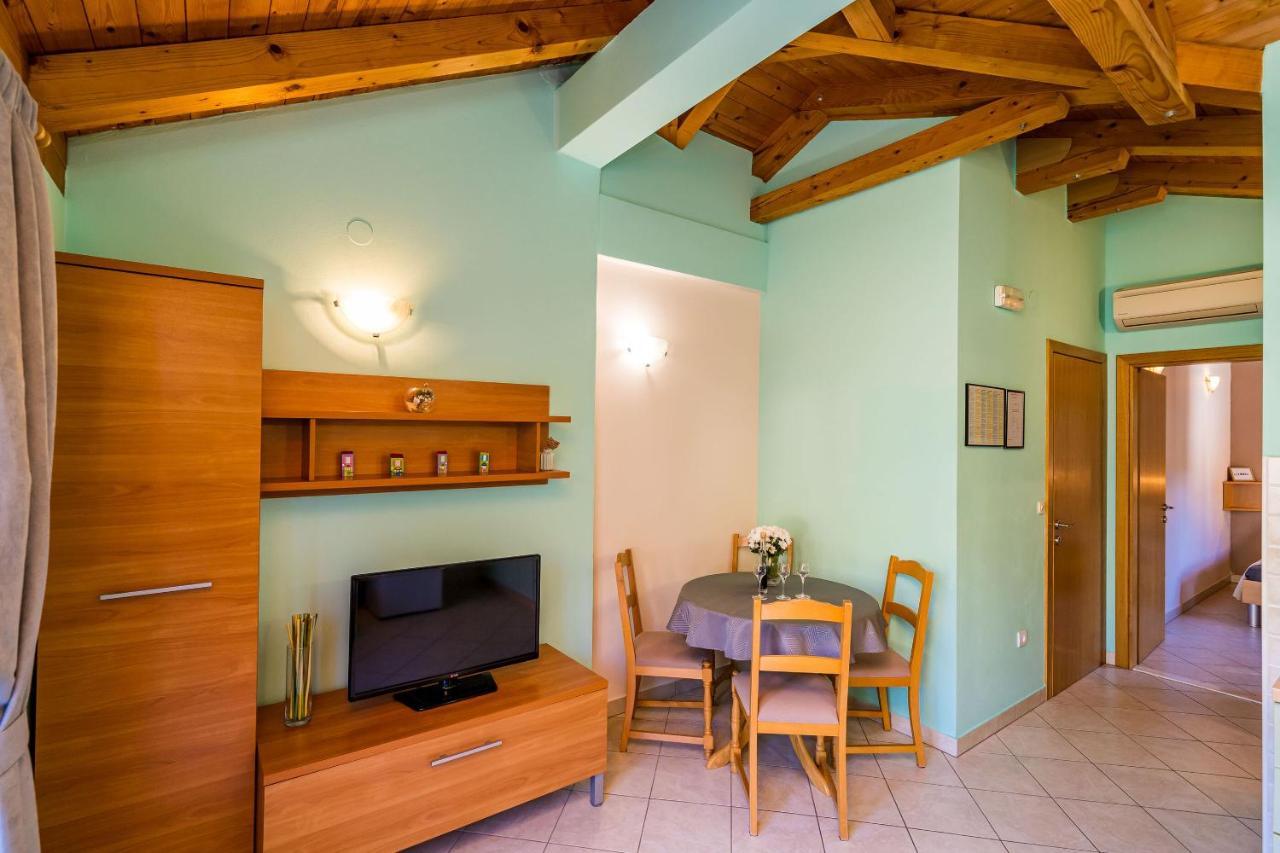 Apartments Kruno 자톤 외부 사진